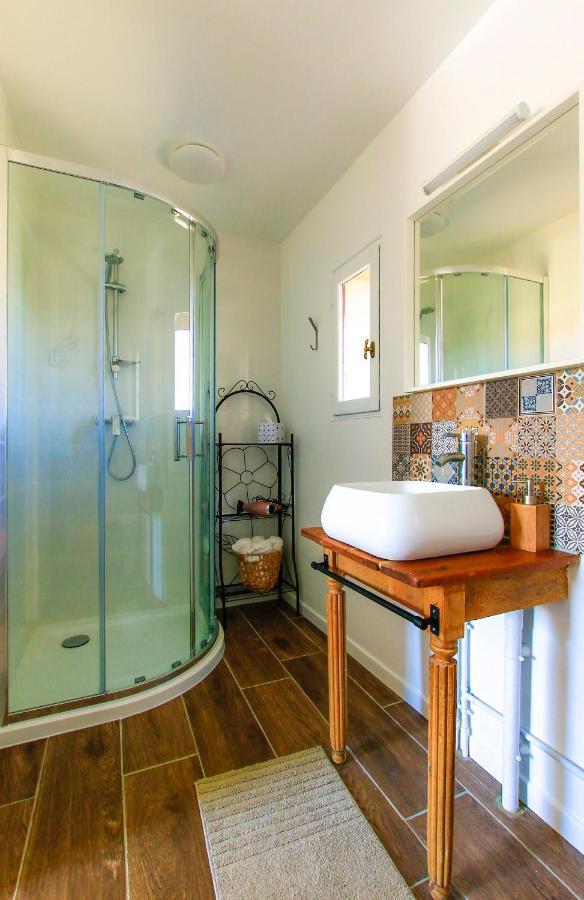 Bed and Breakfast Domaine De Bauzit Vals-pres-le-Puy Екстер'єр фото