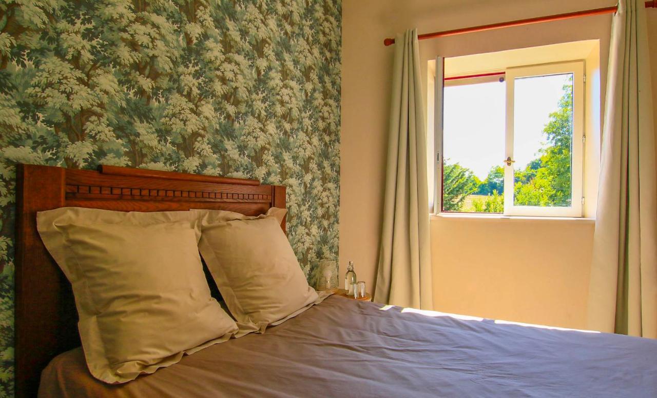 Bed and Breakfast Domaine De Bauzit Vals-pres-le-Puy Екстер'єр фото